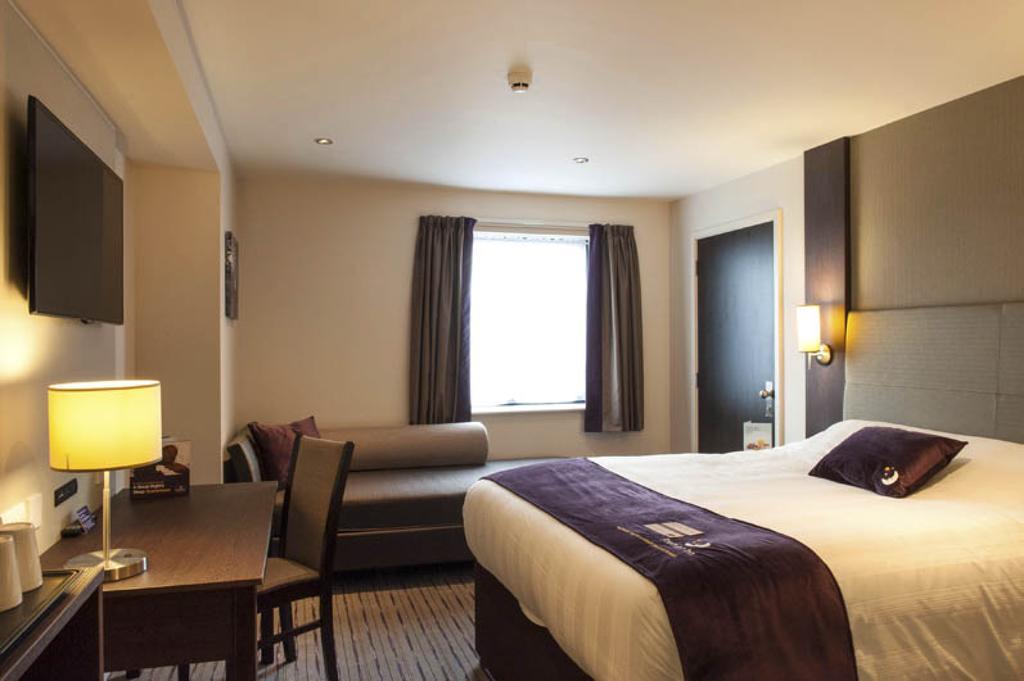 Premier Inn London Elstree / בורהמווד חדר תמונה