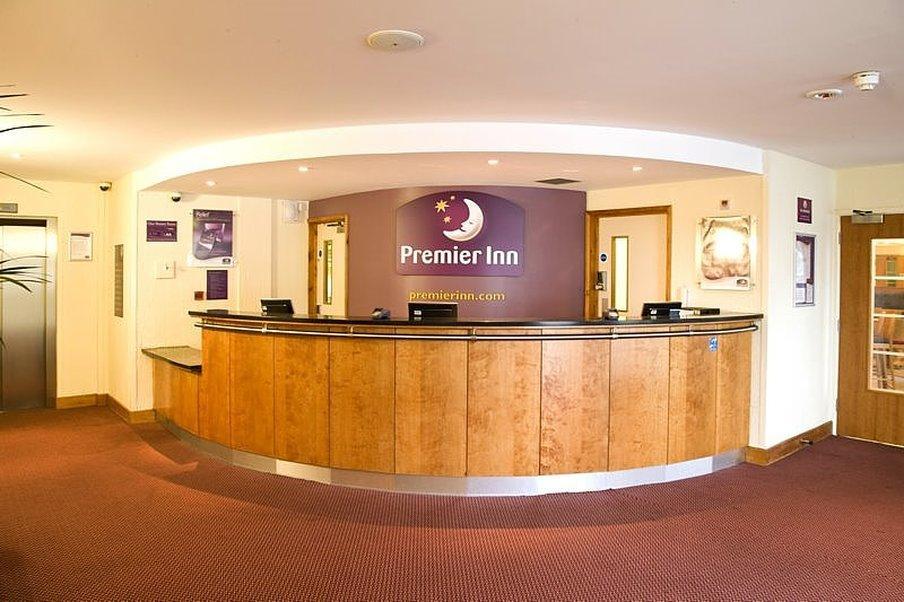 Premier Inn London Elstree / בורהמווד מראה חיצוני תמונה